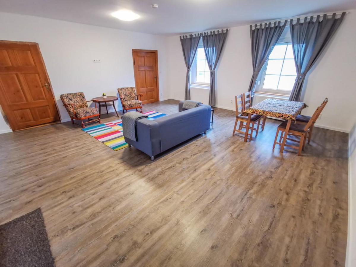 Apartment In Herrenhaus Gross Pinnow 외부 사진