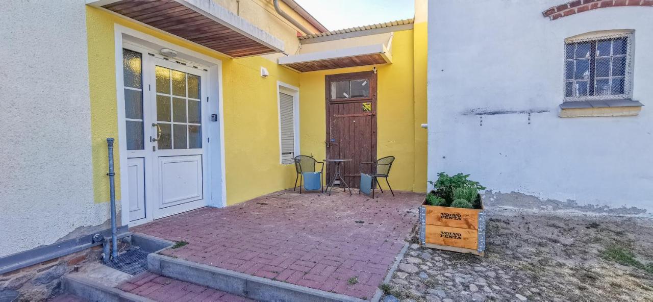 Apartment In Herrenhaus Gross Pinnow 외부 사진